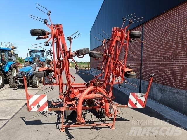 Kuhn GF8501 MHO Okretači i sakupljači sena