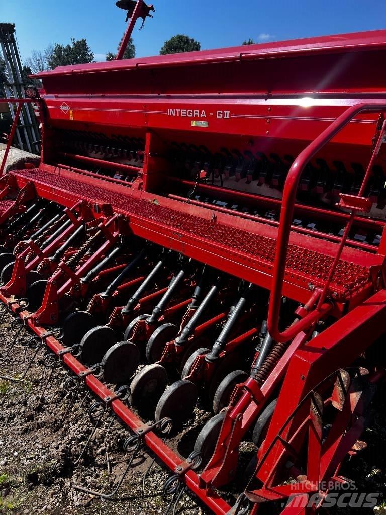 Kuhn HR 4003 D Kombinovane sejačice