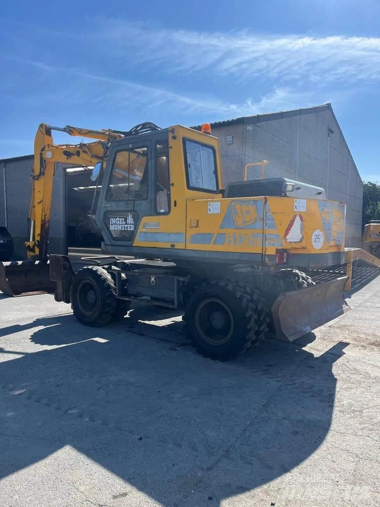 JCB JS130W Bageri točkaši