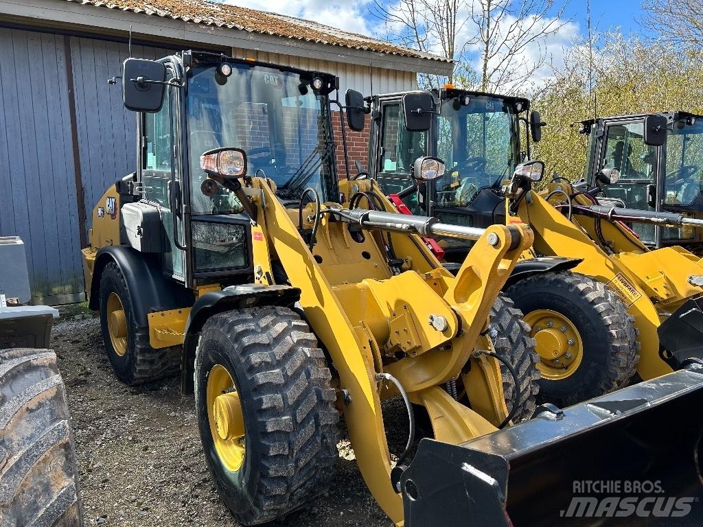 CAT 906 Utovarivači na točkove