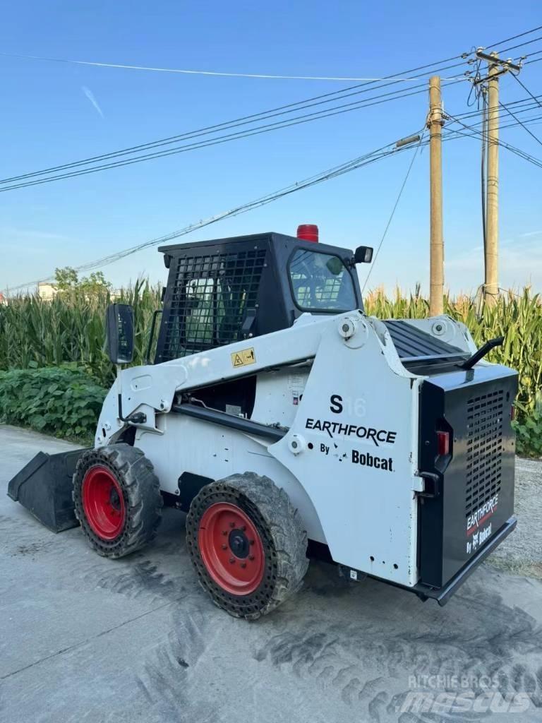 Bobcat S16 Skid steer mini utovarivači