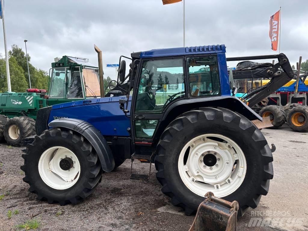Valtra 8400 Traktori