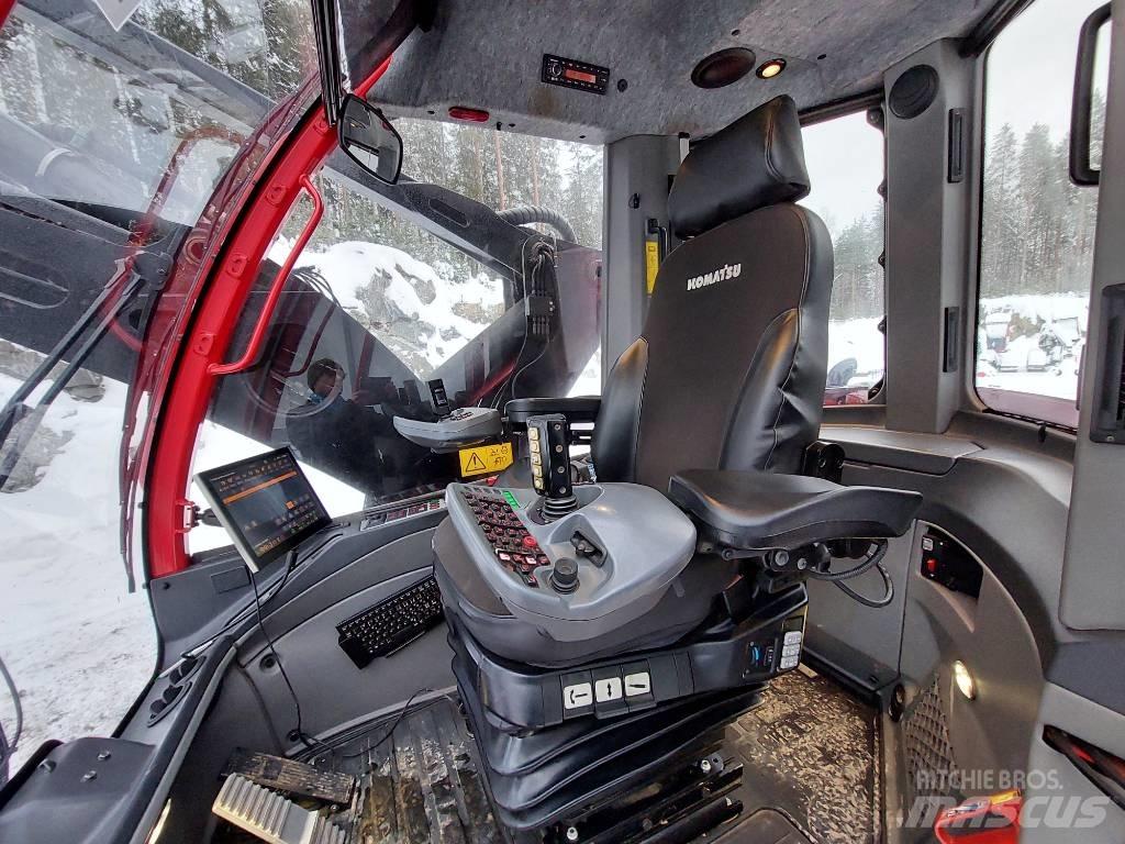 Komatsu 901XC Harversteri