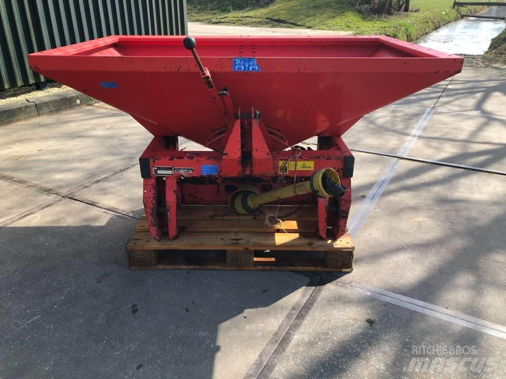 Kuhn MDS 701 Rasturači mineralnog đubriva