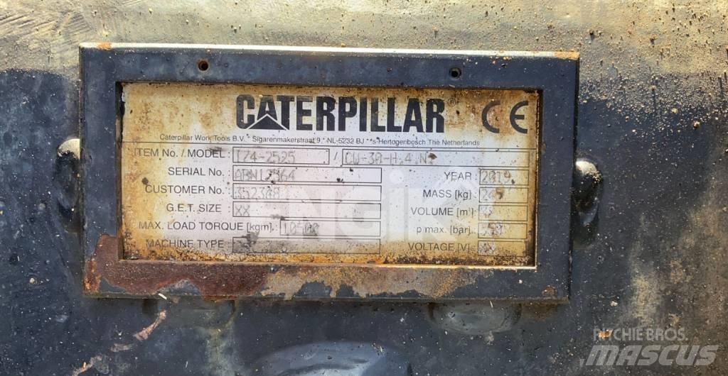 CAT Attache rapide Bageri točkaši