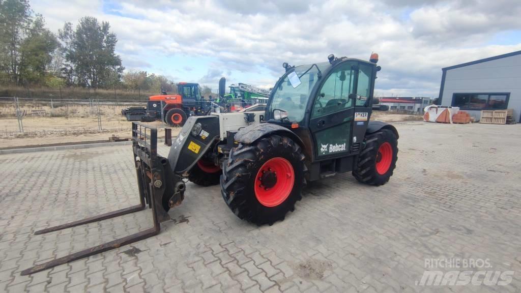 Bobcat TL 35.70 Teleskopski viljuškari