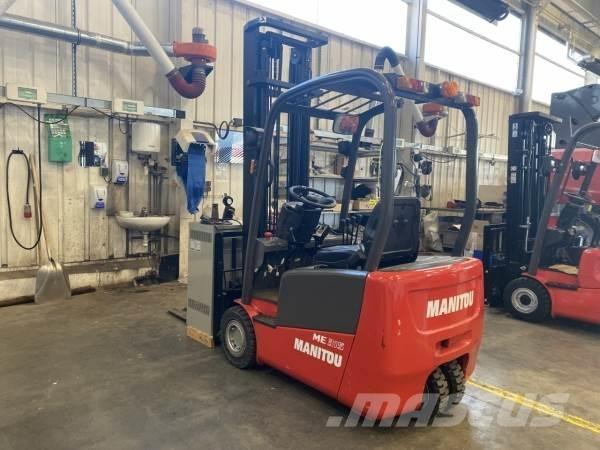 Manitou ME315 Vanterenski viljuškar