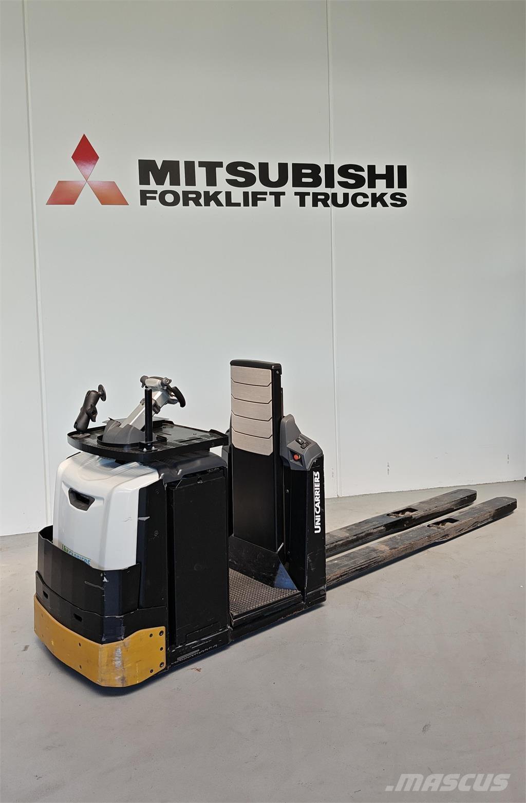 UniCarriers OLH250 Niskodizajući komisioni viljuškar