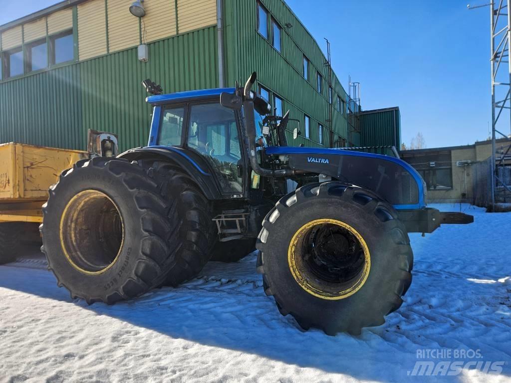 Valtra T171 Traktori
