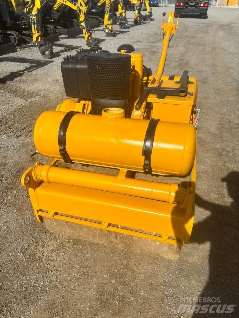 Bomag BW 75 S Valjci sa duplim bubnjem