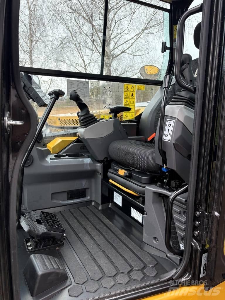 CAT 306 Mini bageri < 7t