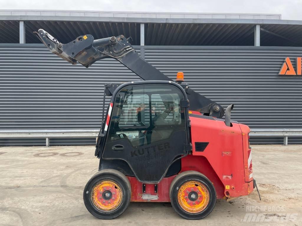 JCB R260 Skid steer mini utovarivači