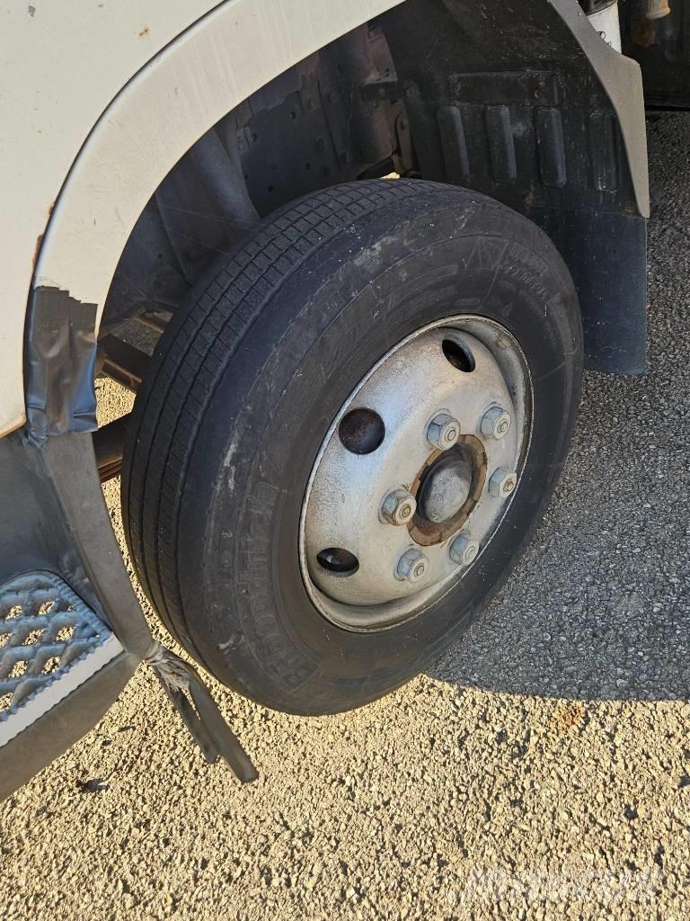 Jinwoo JW280 Auto korpe