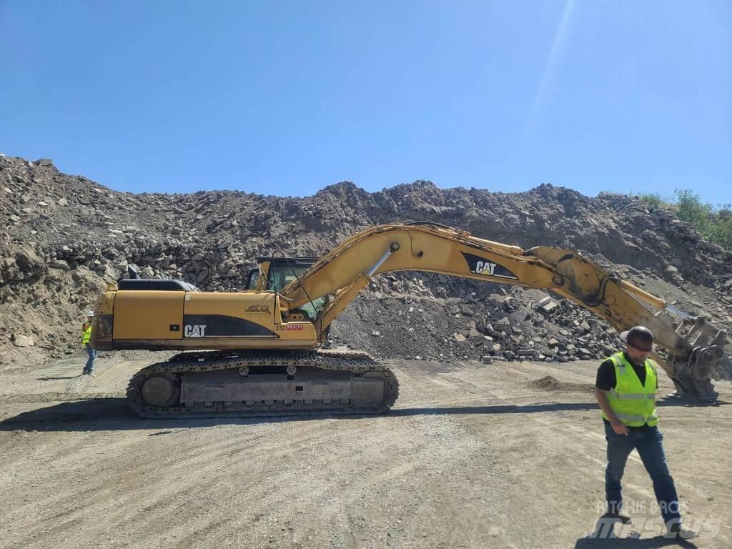 CAT 330 CL Bageri guseničari
