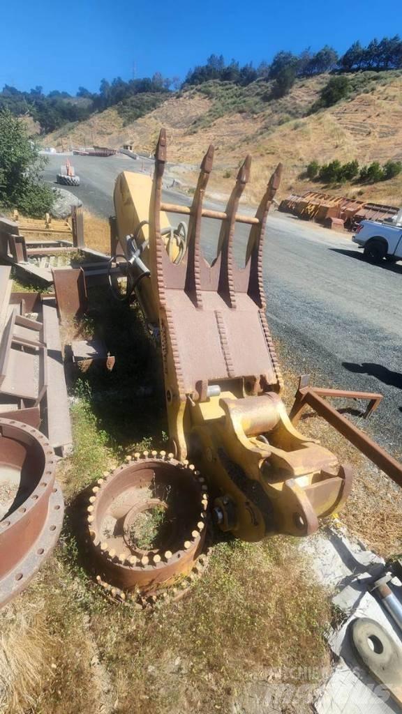 CAT 330 CL Bageri guseničari