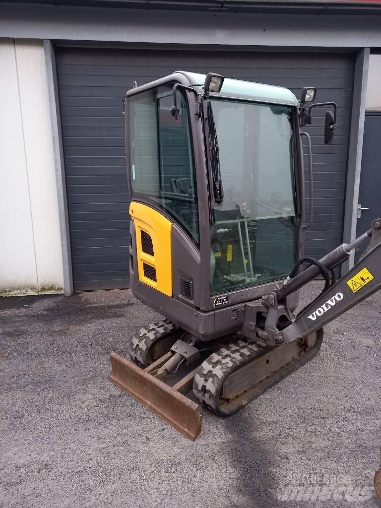 Volvo EC 15 Mini bageri < 7t