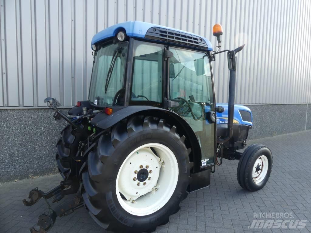 New Holland T4040F Traktori