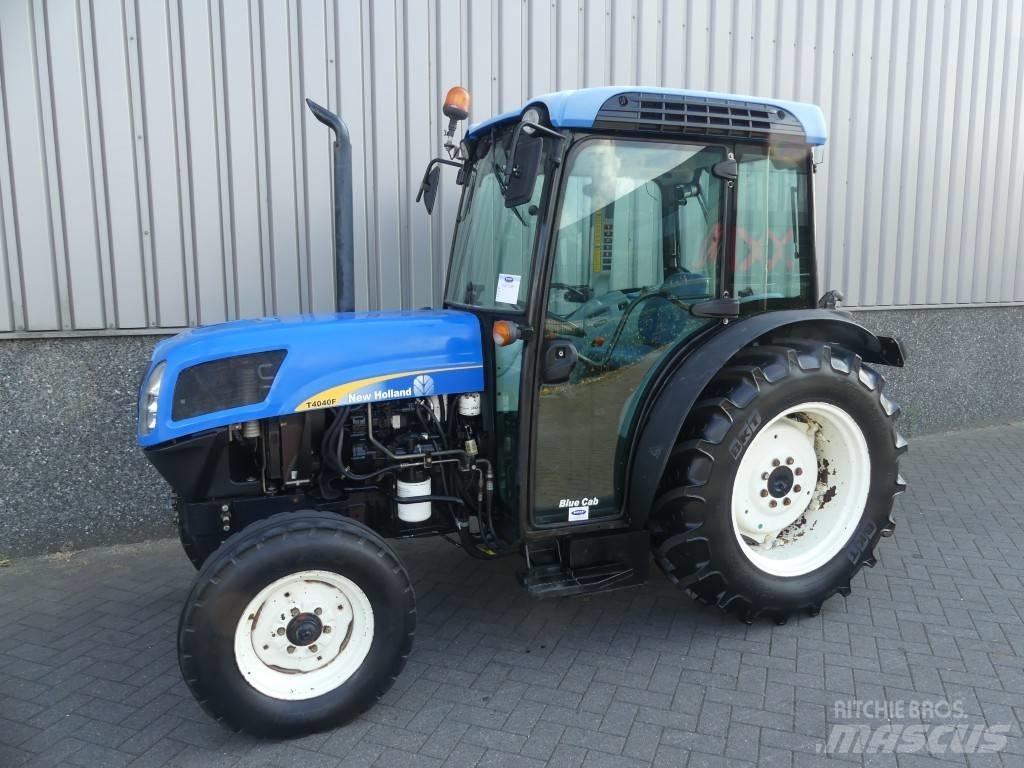 New Holland T4040F Traktori