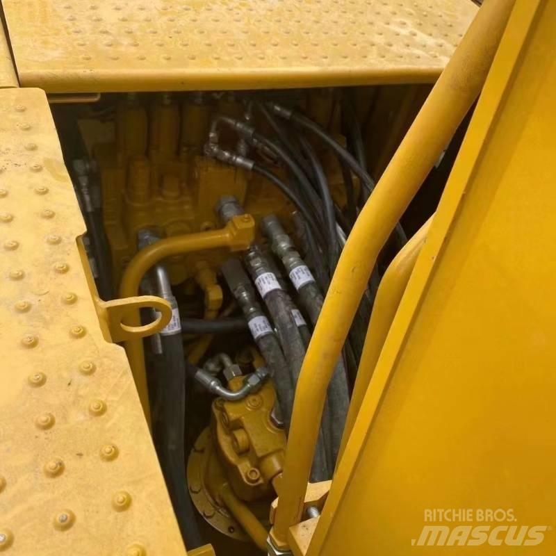 CAT 312 Bageri guseničari