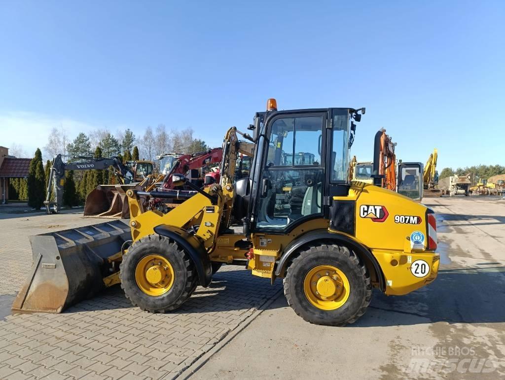 CAT 907 M Utovarivači na točkove