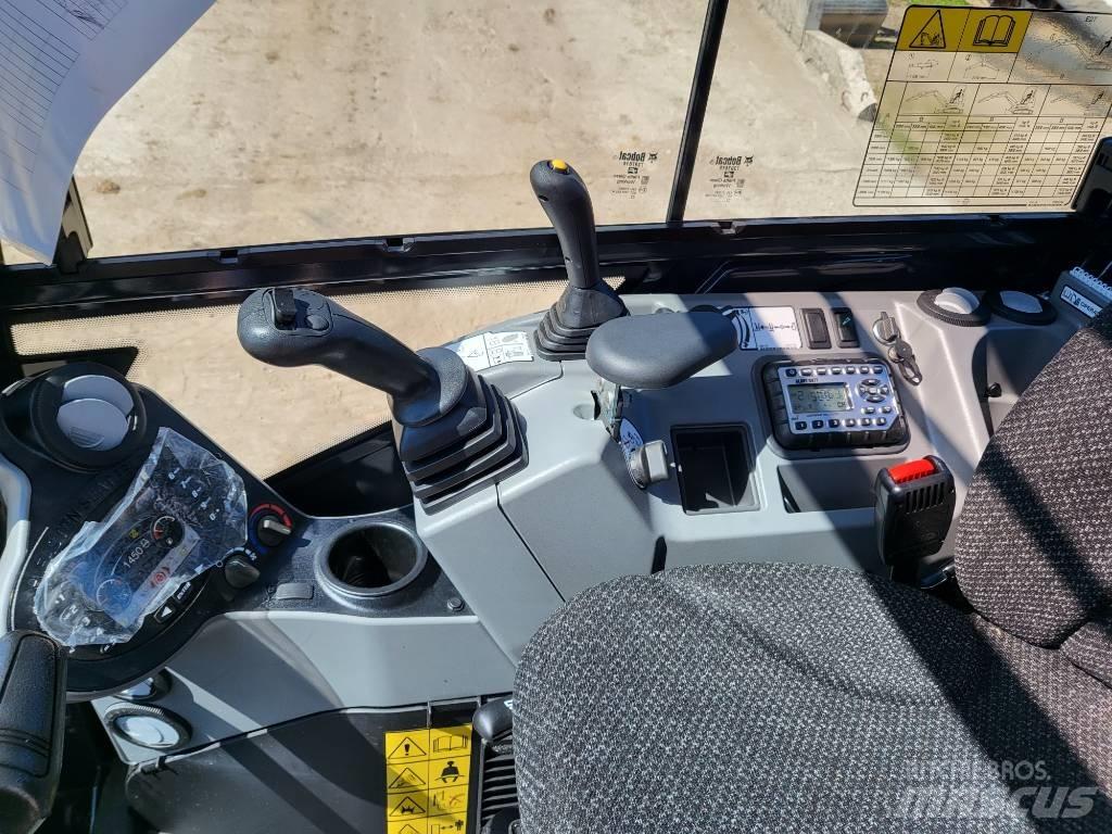 Bobcat E 27 Z Mini bageri < 7t