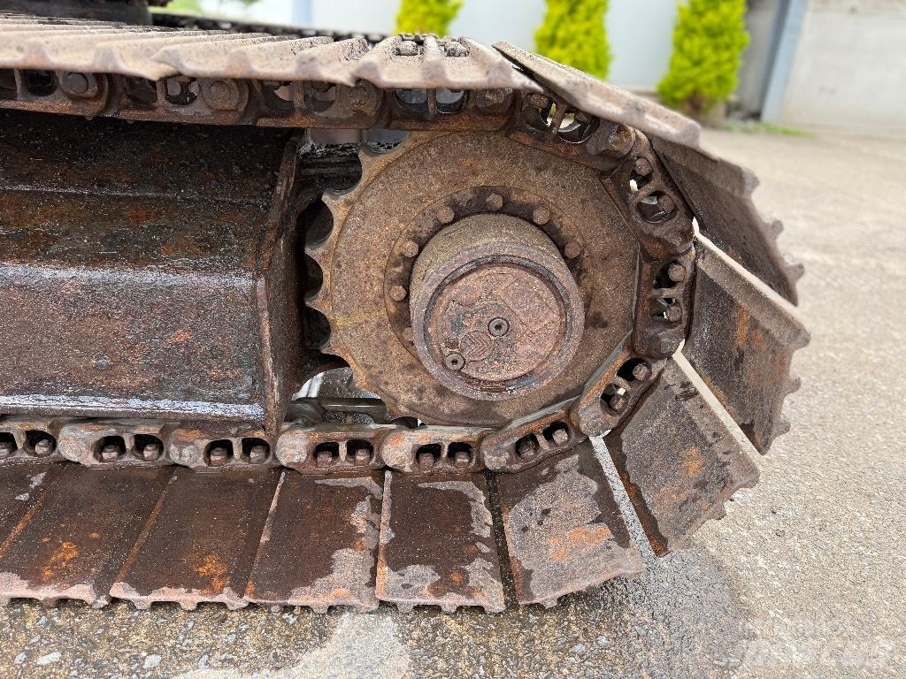 JCB JZ70 Midi bageri 7t – 12t