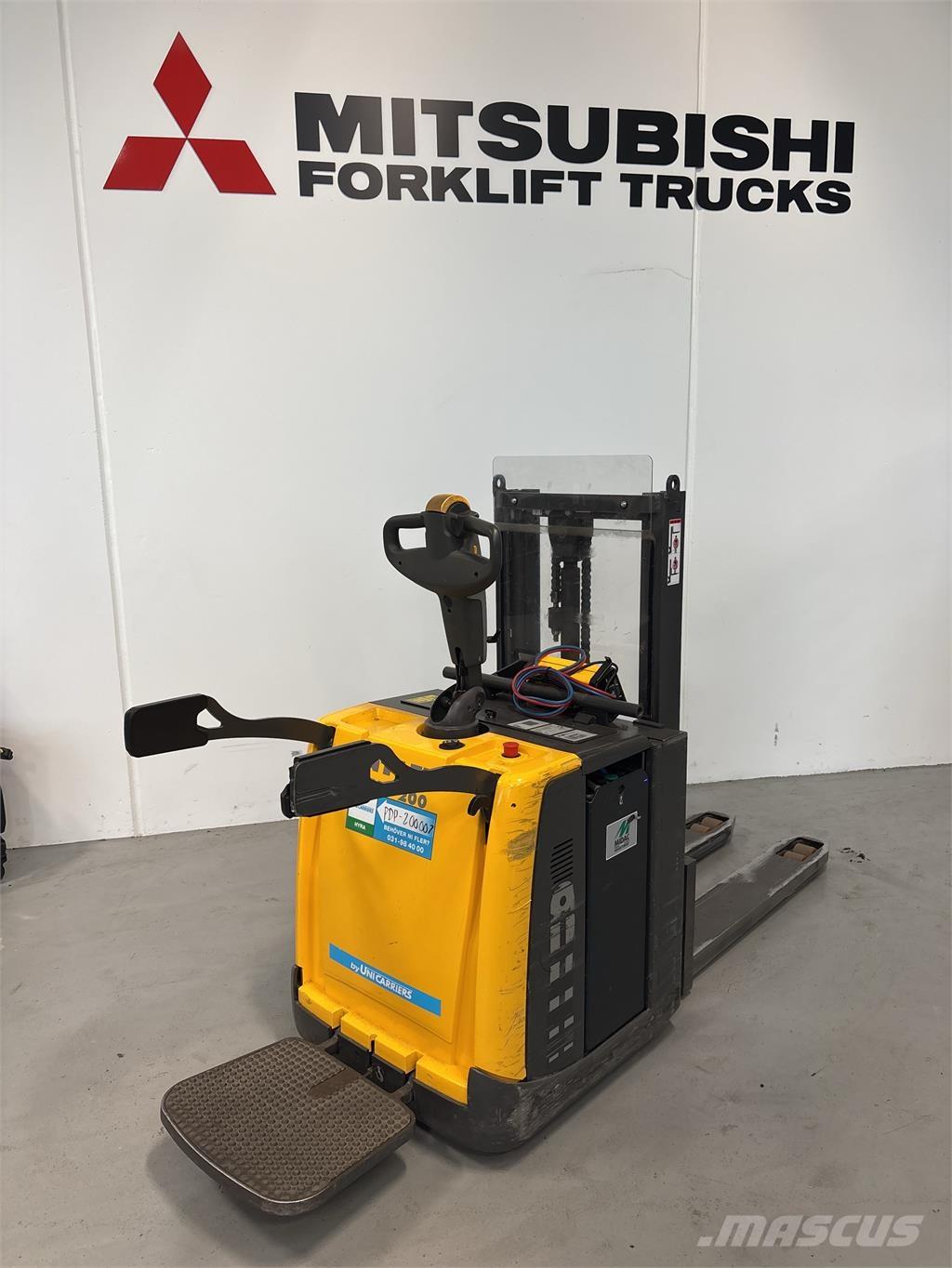 Atlet PDP200 Samopogonski ručni viljuškari