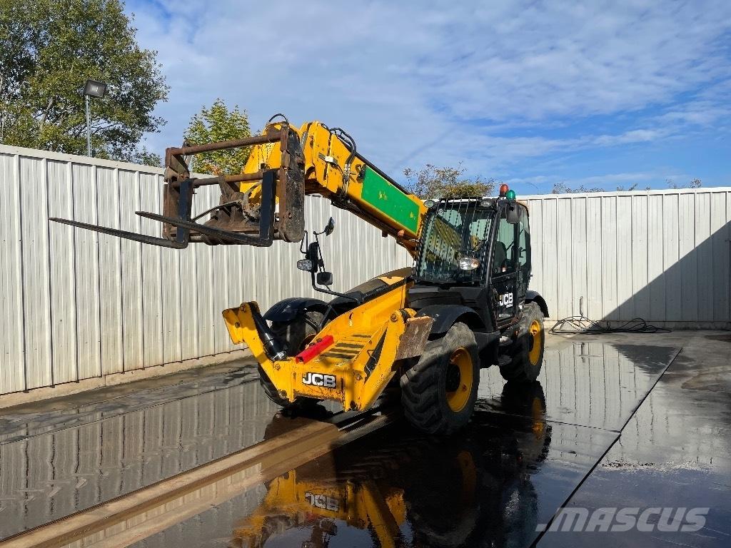 JCB 540-140 Hi Viz Teleskopski viljuškari