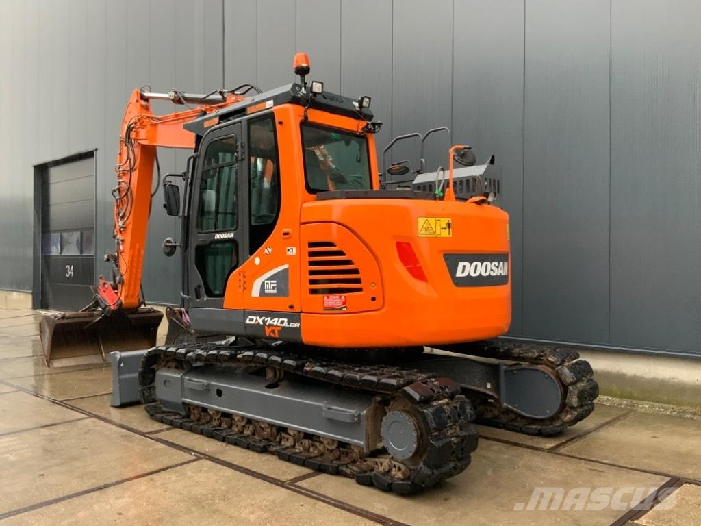 Doosan DX 140 LCR Bageri guseničari