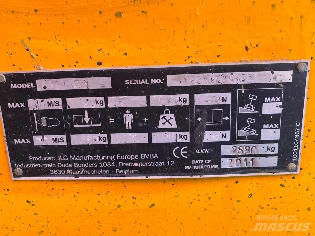 JLG 3246 ES Makazaste platforme