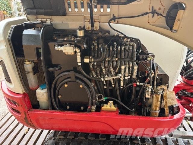 Takeuchi TB 230 Mini bageri < 7t