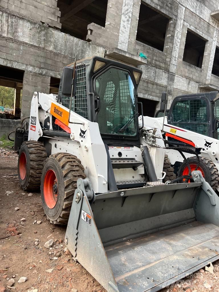 Bobcat S220 Skid steer mini utovarivači