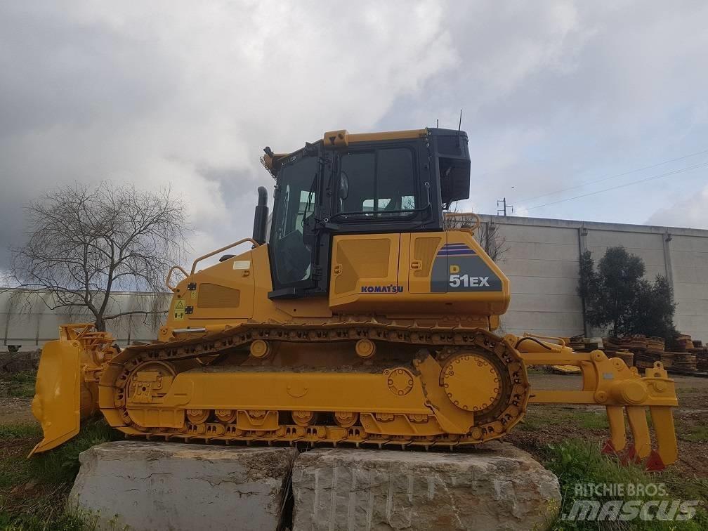 Komatsu D 51 EX-22 Buldožeri guseničari