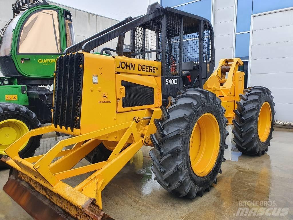 John Deere 540 D Skideri