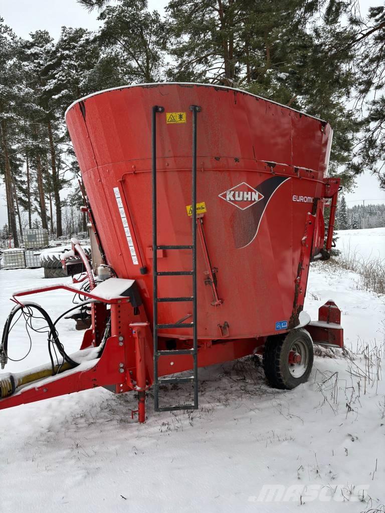 Kuhn EuroMix 1270 Oprema za istovaranje silosa