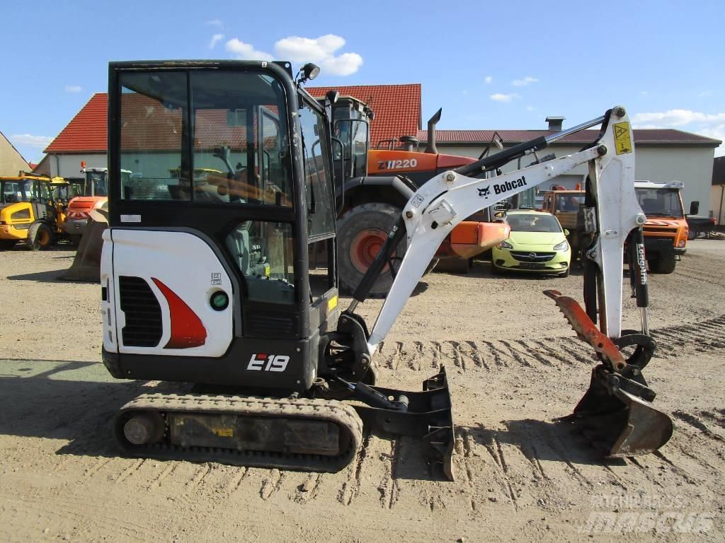 Bobcat E 19  V  E 20 Z Mini bageri < 7t