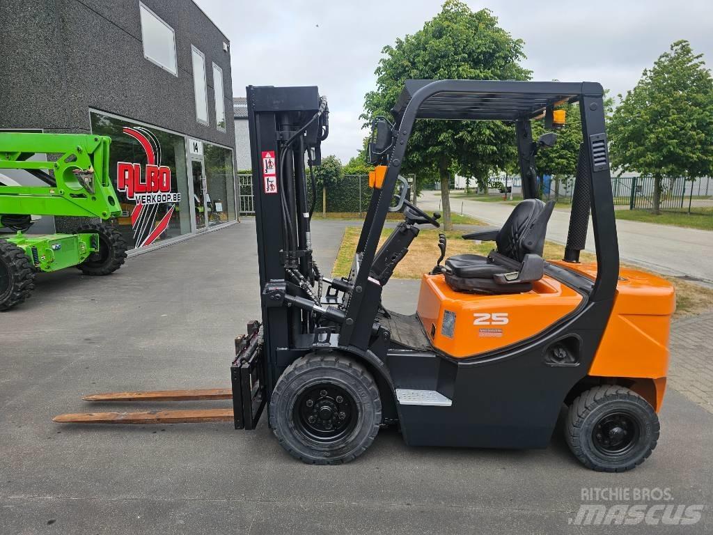 Doosan D 25 G Dizelski viljuškari