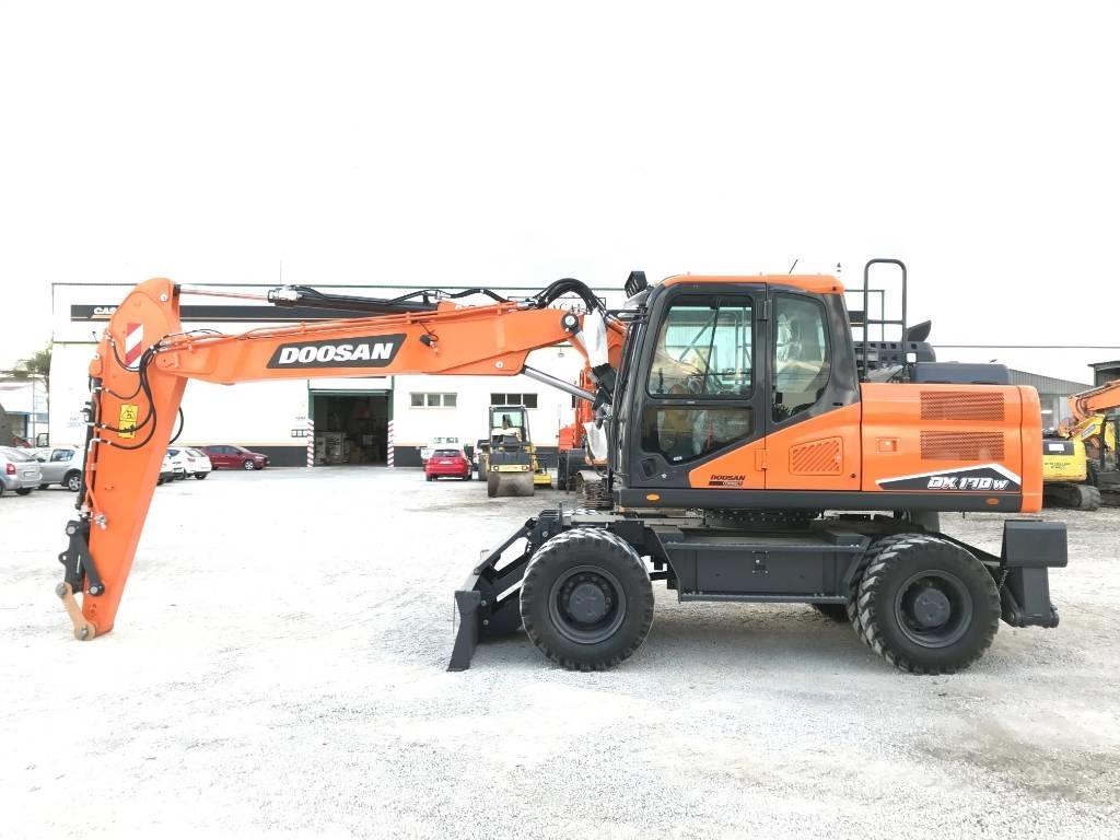 Develon DX 170 W-7 Bageri točkaši