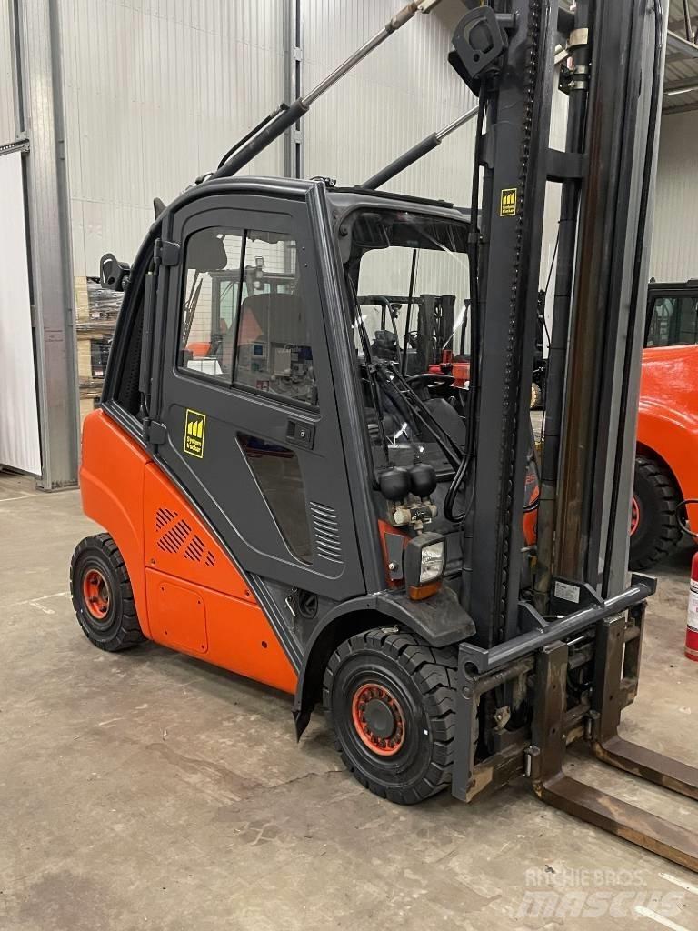Linde H25D-02 Dizelski viljuškari