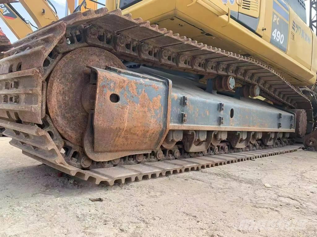 Komatsu PC490-10 Bageri guseničari