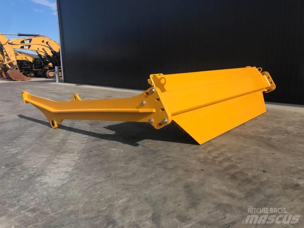 Bell B30E Tailgates