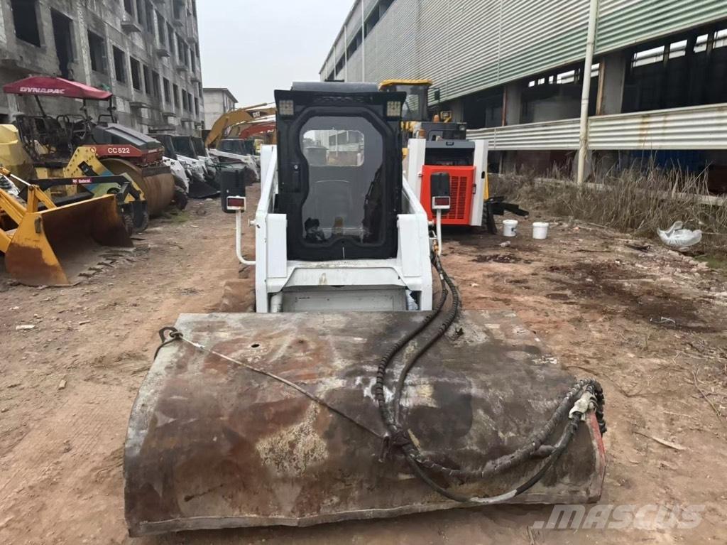  WS 60 Skid steer mini utovarivači