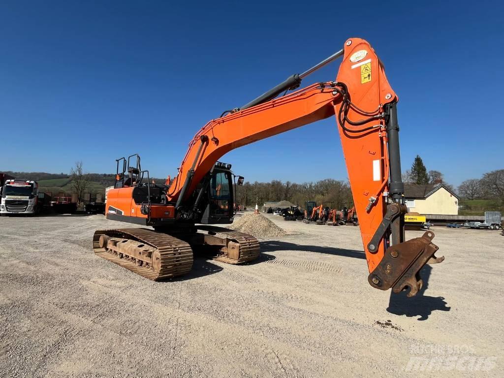 Doosan DX 225 Bageri guseničari