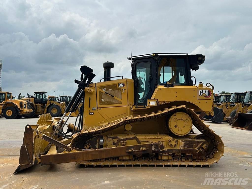 CAT D6 LGP Buldožeri guseničari