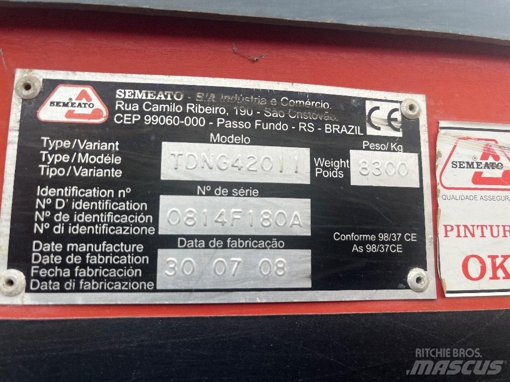 Semeato TNDG 420 Sejačice