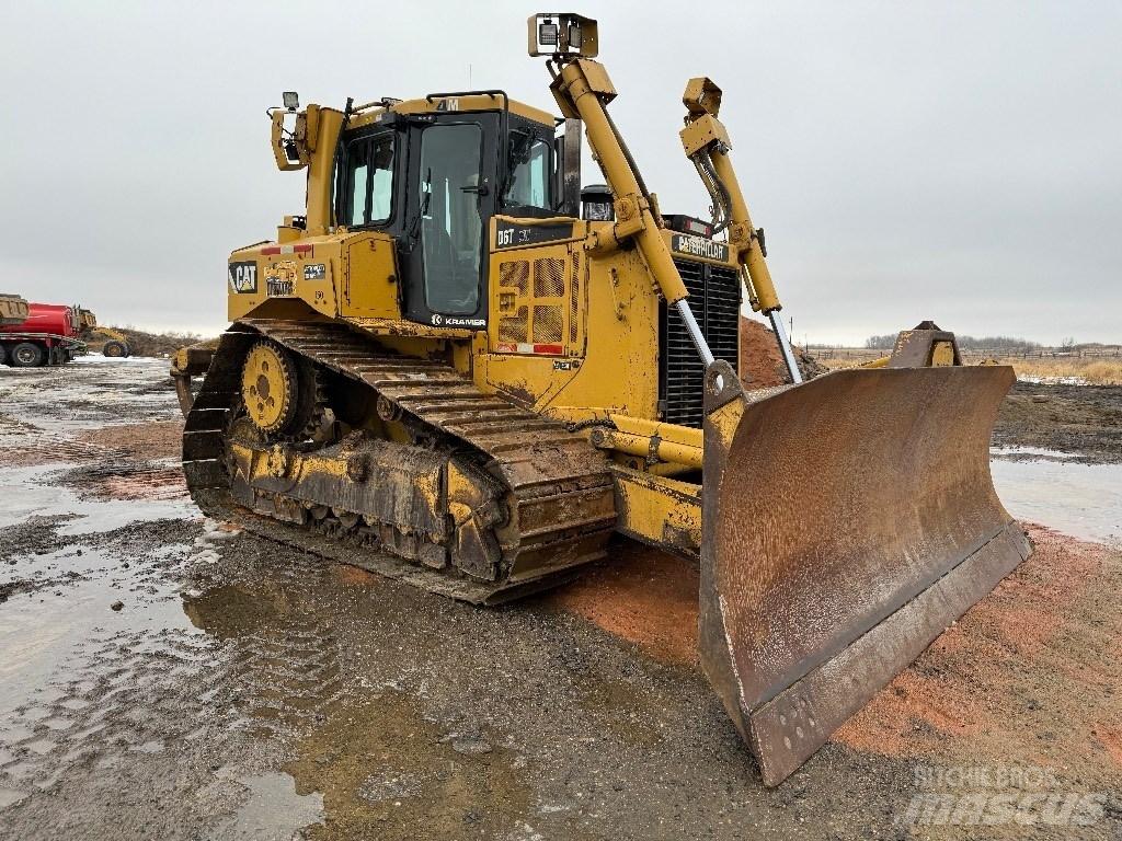 CAT D 6 T XW Buldožeri guseničari