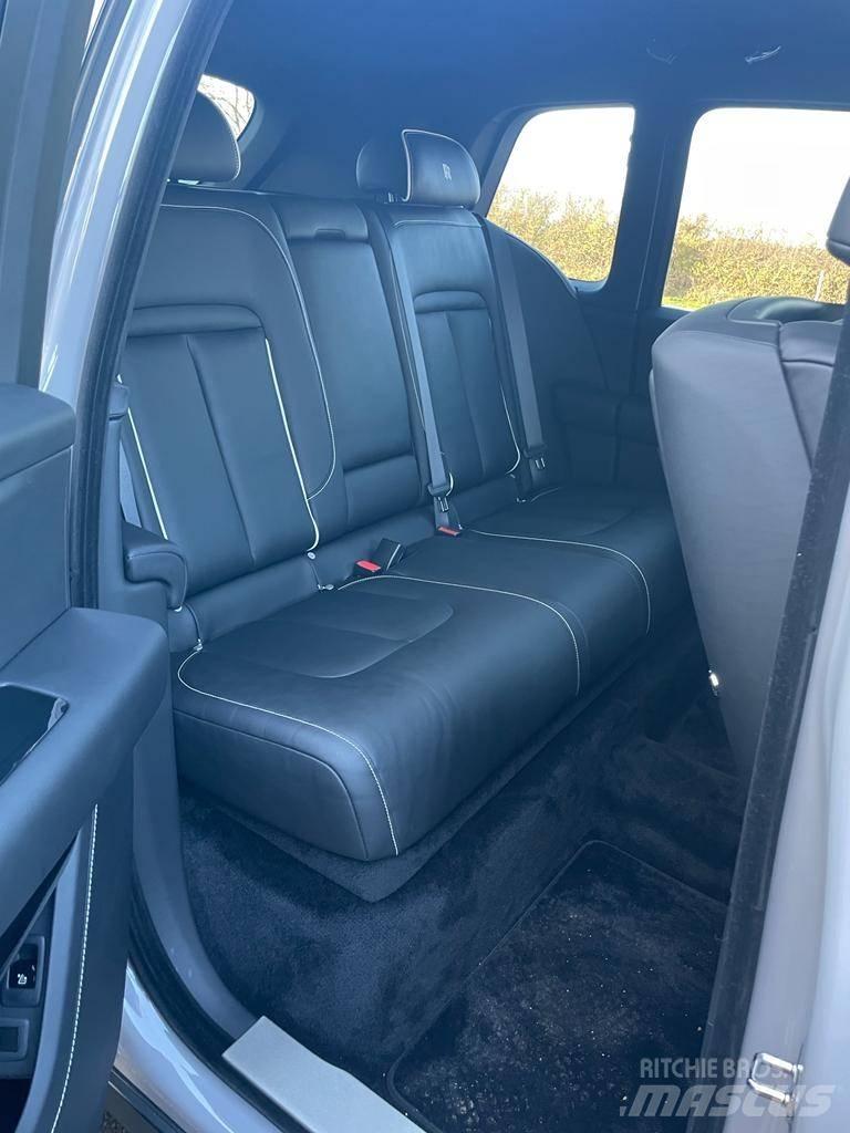 Rolls Royce Cullinan Automobili