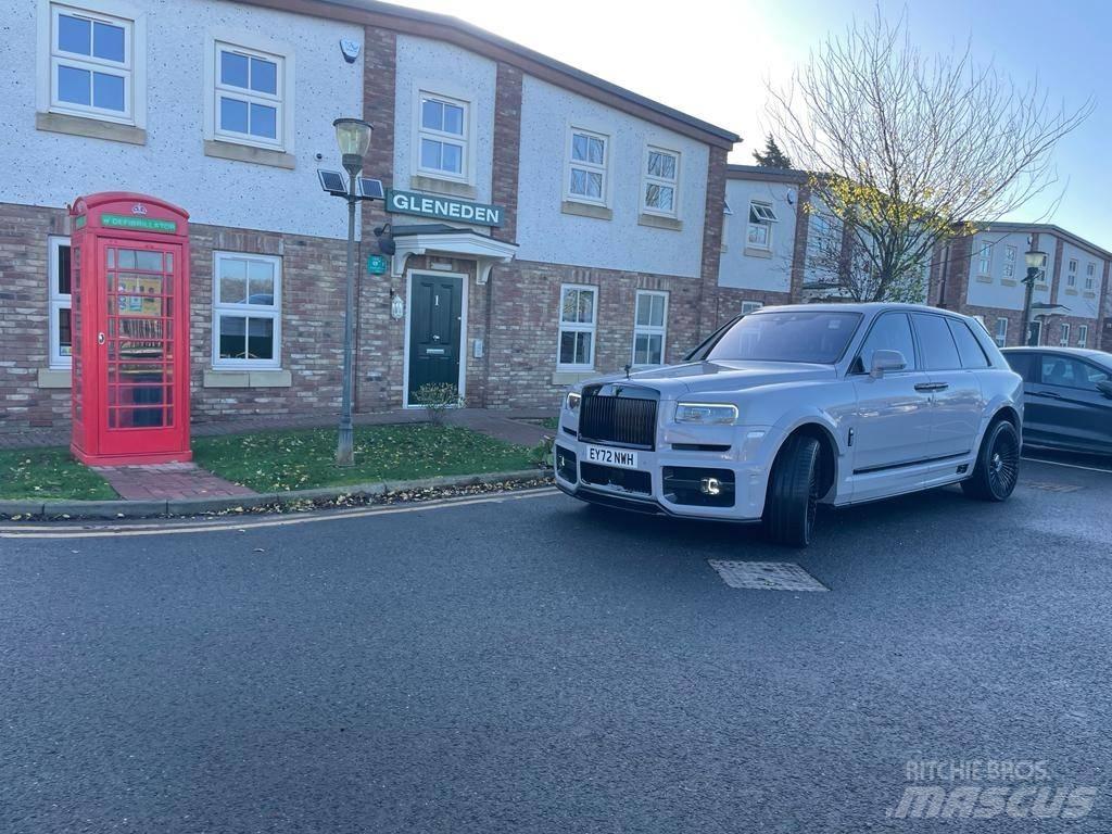 Rolls Royce Cullinan Automobili