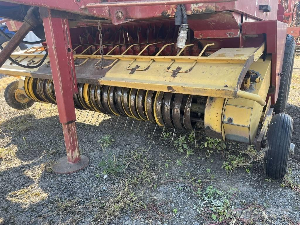 New Holland 544 Prese/balirke za rolo bale