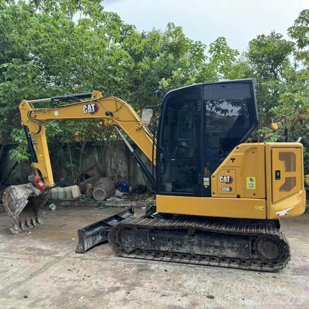 CAT 306 Bageri guseničari